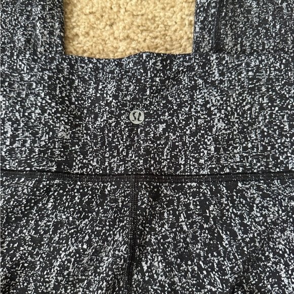 lululemon athletica Black and White Leggings - Picture 3 of 7